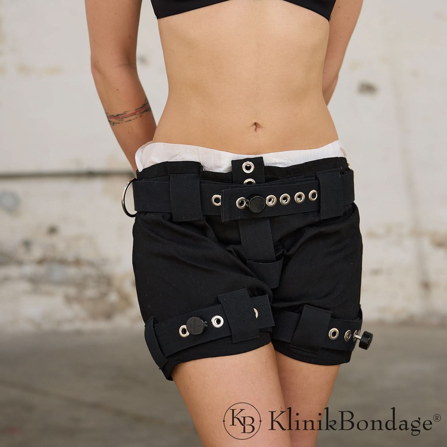 Lockable BDSM Diaper Pants – Black