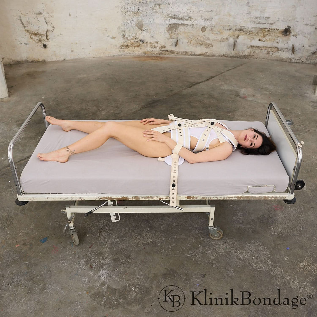 Waist Bondage Set – White